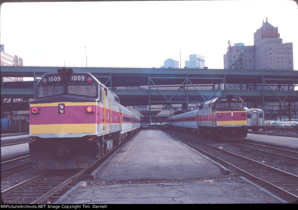 MBTA 1009, 1008